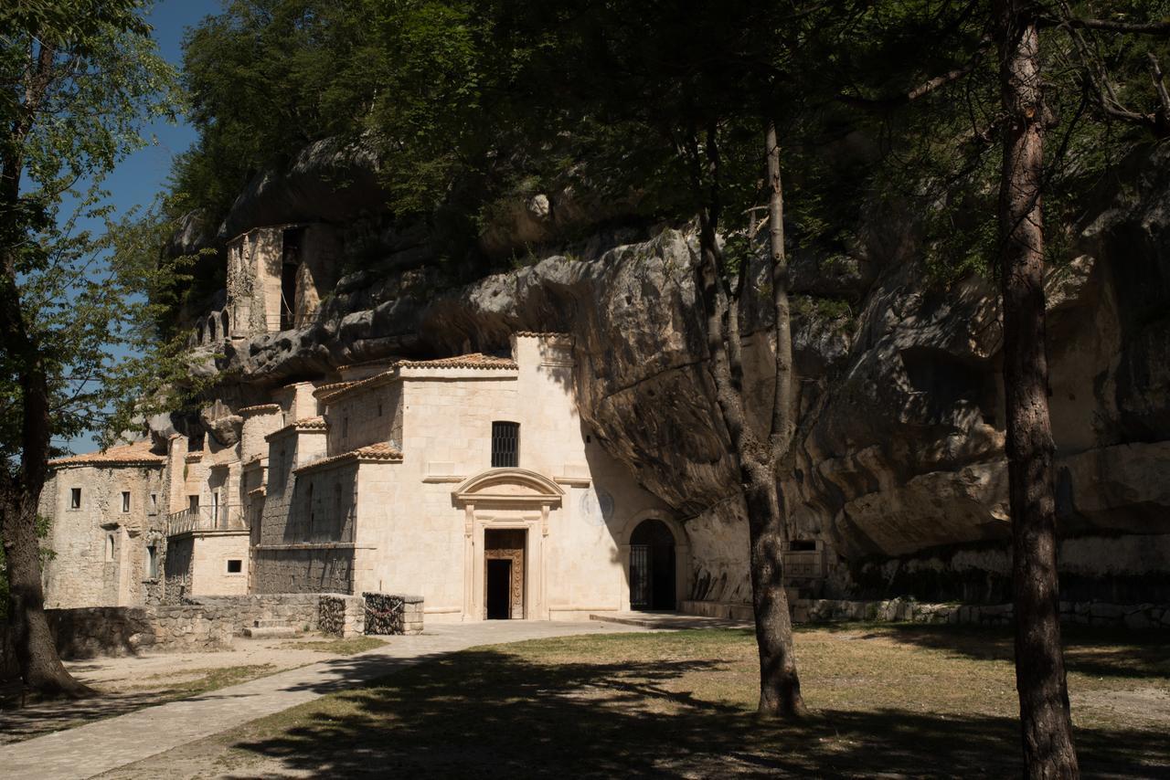 Albergo Parco Della Maiella Sant'Eufemia a Maiella Dış mekan fotoğraf